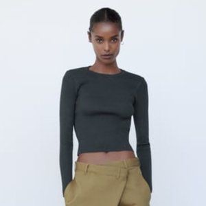 ZARA SHOULDER PAD KNIT SWEATER
